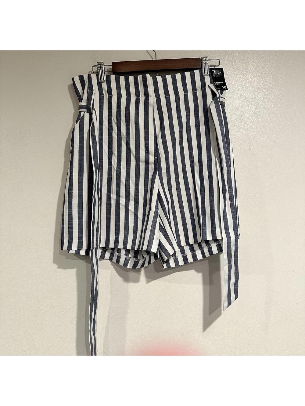 NWT 7TH AVENUE Womens SZ 10 High Waisted Navy White Stripe Belted Shorts